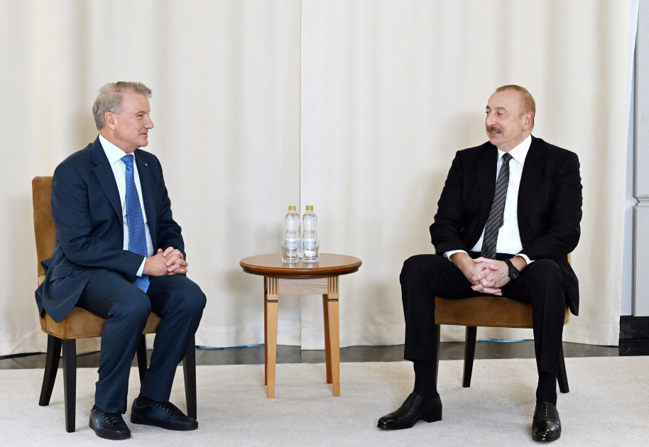 President of Azerbaijan Ilham Aliyev met with Chairman of the Board of Sberbank in Kazan