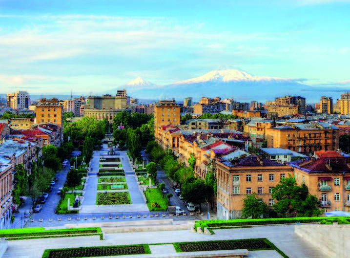 Ararat Mirzoyan: Əgər indiki bataqlıqda qalsaq, məhv olacağıq