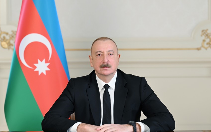 Prezident İlham Əliyev Qətər Əmirinə zəng edib
