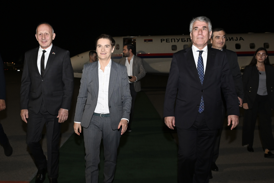Speaker of Serbian National Assembly arrives in Azerbaijan for official visit
