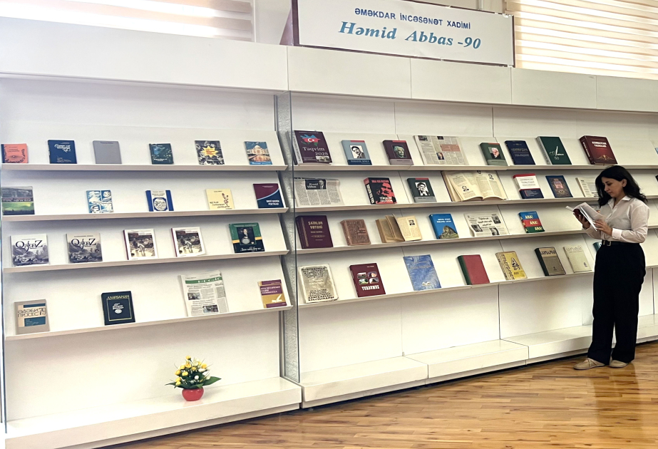 Milli Kitabxanada “Əməkdar incəsənət xadimi Həmid Abbas - 90” adlı kitab sərgisi açılıb