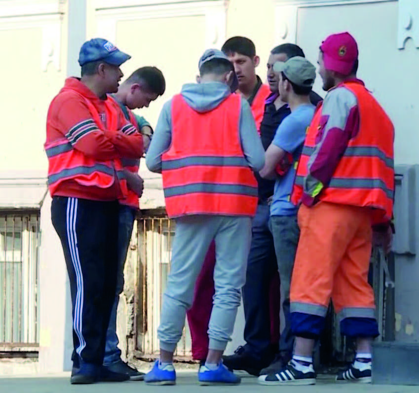 Rusiyada azərbaycanlı miqrantlar niyə sıxışdırılır?