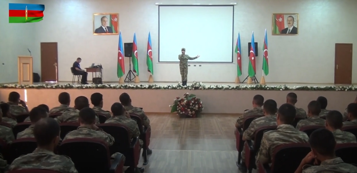 В воинской части Минобороны прошло мероприятие, посвященное Гейдару Алиеву -ВИДЕО