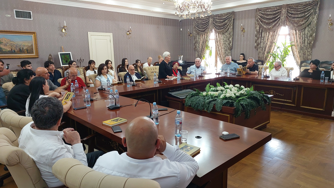 Tbilisidə M.F.Axundzadənin gürcü dilinə tərcümə olunmuş əsərləri və muzeyin yeni saytı təqdim edilib