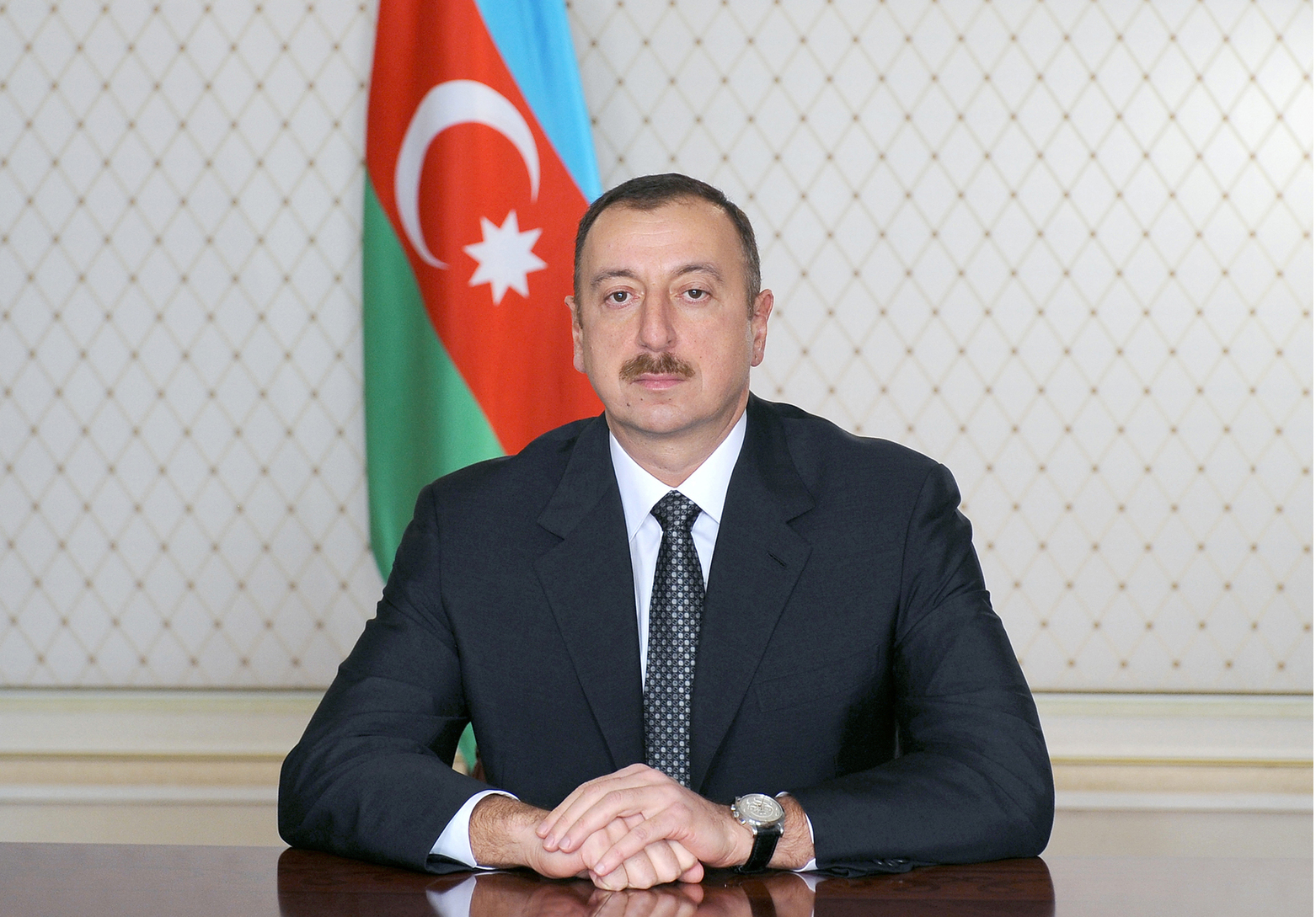 Qırğız Respublikasının Prezidenti ati-aliləri cənab Sadır Japarova