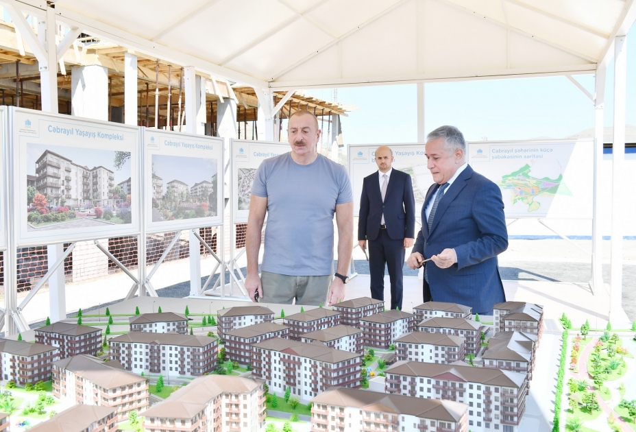 Президент Ильхам Алиев ознакомился со строительными работами, проводимыми в Джебраильском жилом комплексе