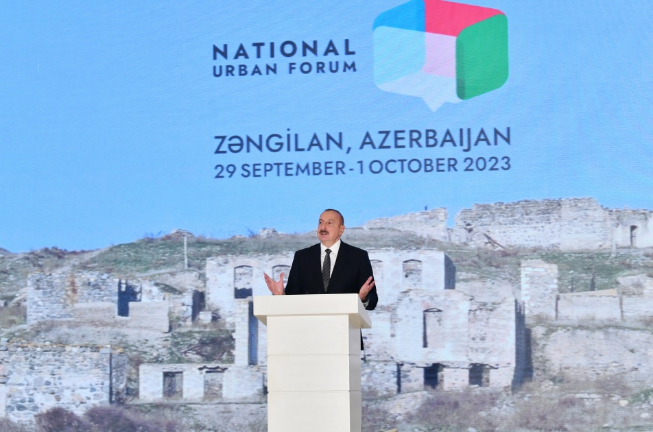 В Зангилане начал работу 2-й Азербайджанский национальный градостроительный форум В церемонии открытия форума принимает участие Президент Ильхам Алиев