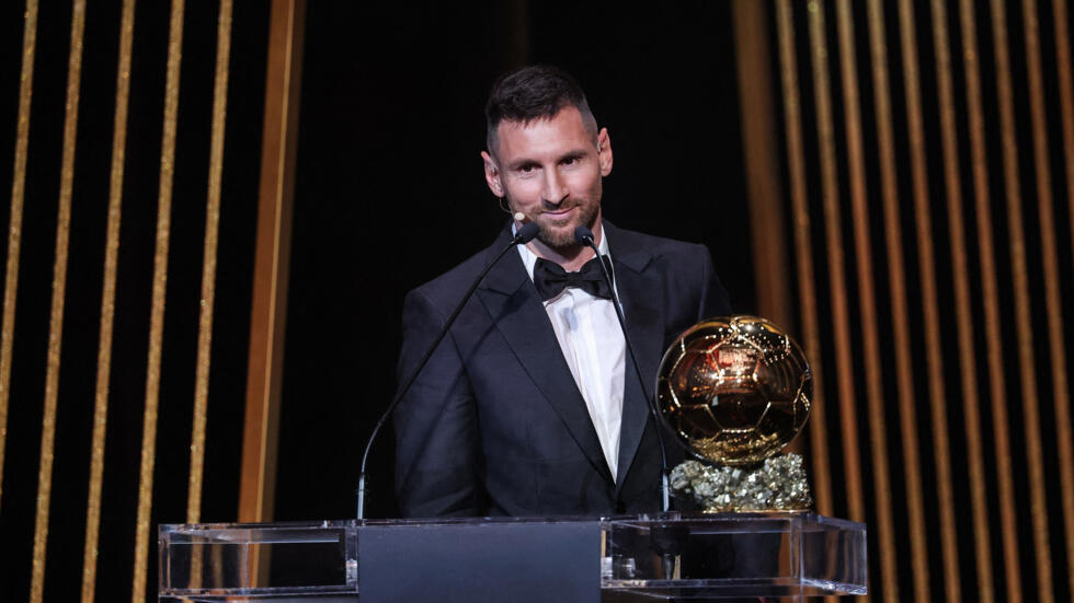 Messi & his 3 Ballon d'ors, nha32