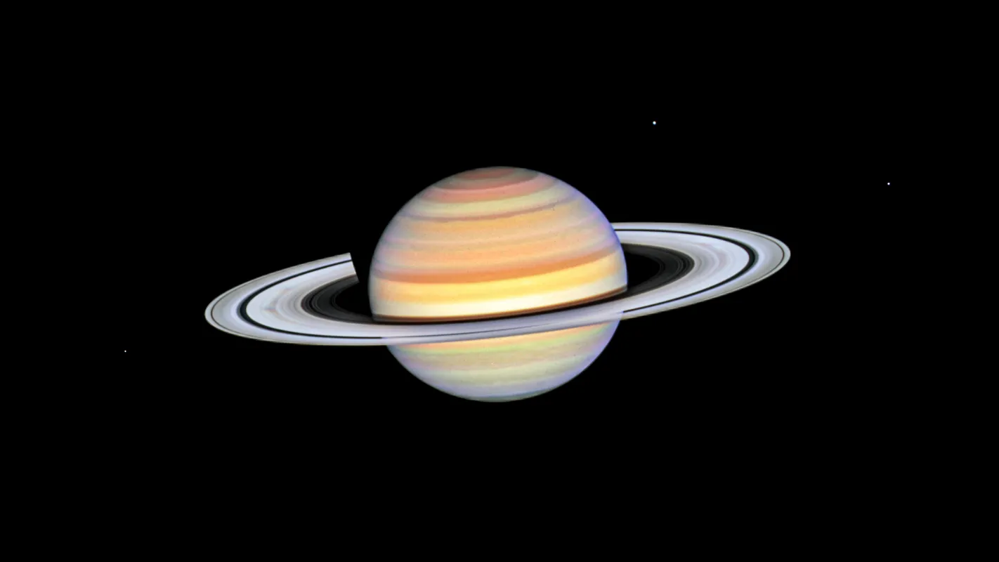 Хаббл нашел структуры у колец Сатурна, не поддающиеся точному объяснению Об этом сообщает "Рамблер".