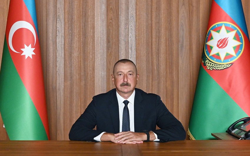 King of Bahrain congratulates President Ilham Aliyev