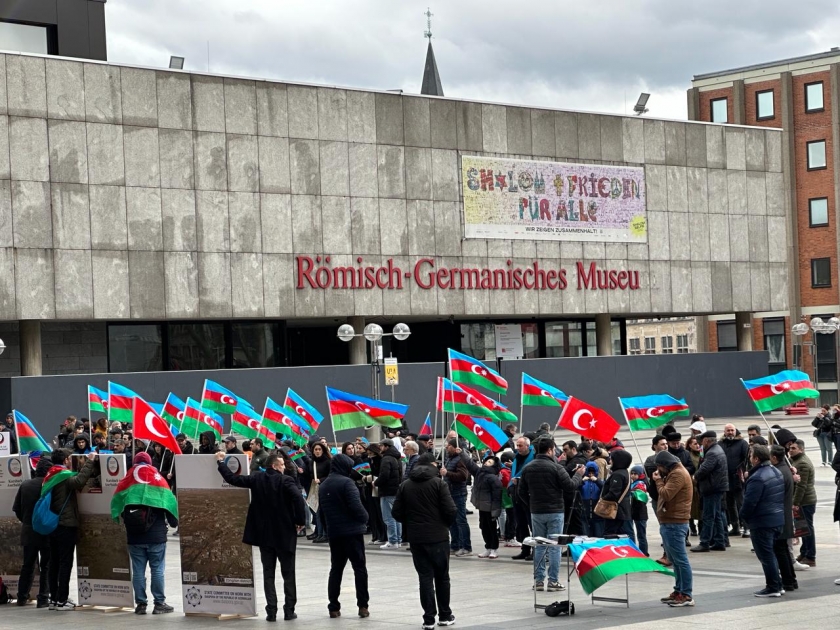 Rally commemorating 32nd anniversary of Khojaly genocide held in front of Cologne Cathedral