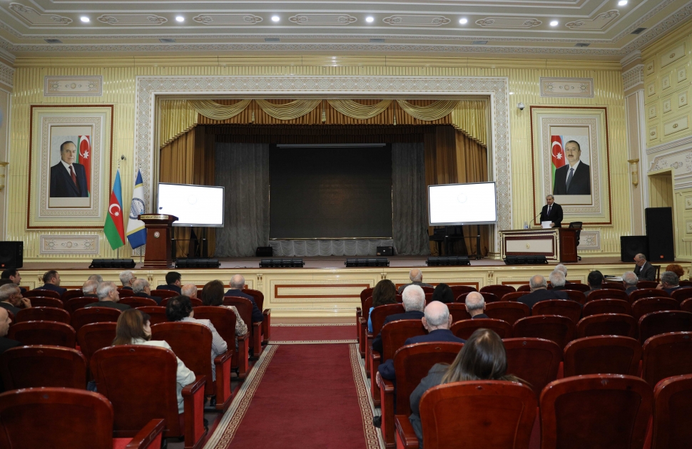 В Бакинском госуниверситете вручены дипломы победителям конкурса «Ученый года»