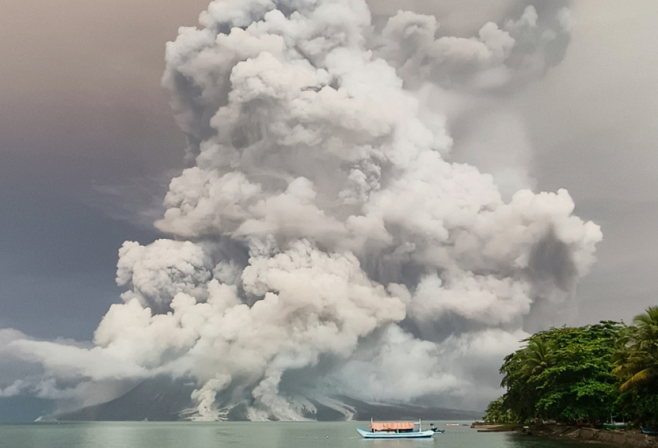 Indonesia’s Ruang volcano spews more hot clouds after eruption forces closure of schools, airports