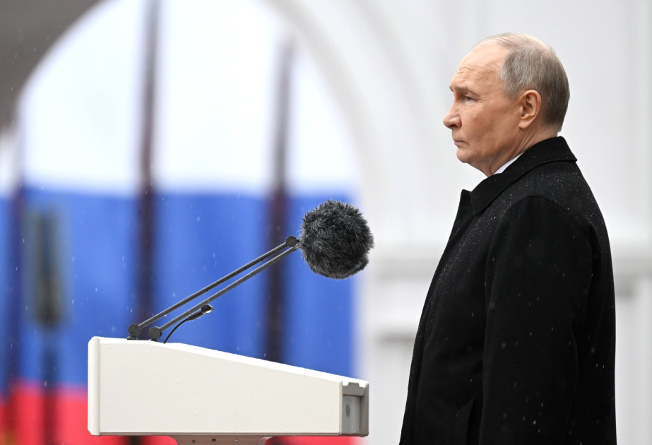Vladimir Putin: İkinci Dünya müharibəsi ilə bağlı həqiqət öz siyasətini riyakarlıq üzərində quranlara mane olur