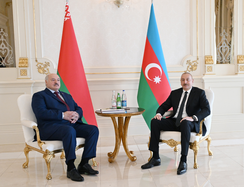 Prezident İlham Əliyevin Prezident Aleksandr Lukaşenko ilə geniş tərkibdə görüşü başlayıb YENİLƏNƏCƏK