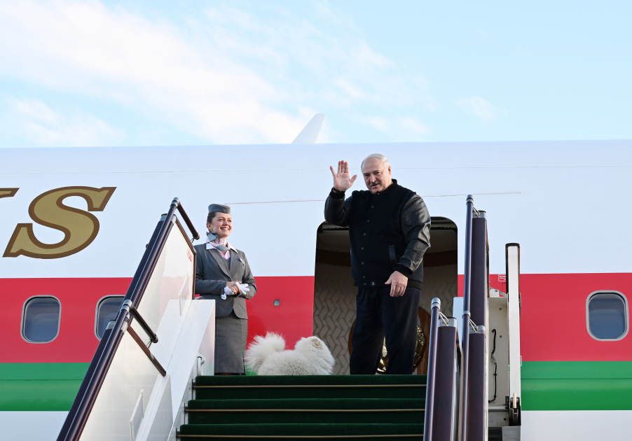 Prezident Lukaşenkonun Azərbaycana səfəri başa çatdı