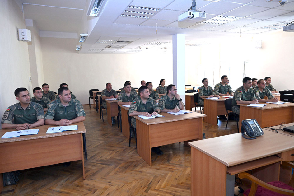 Military Police Department personnel hold training course