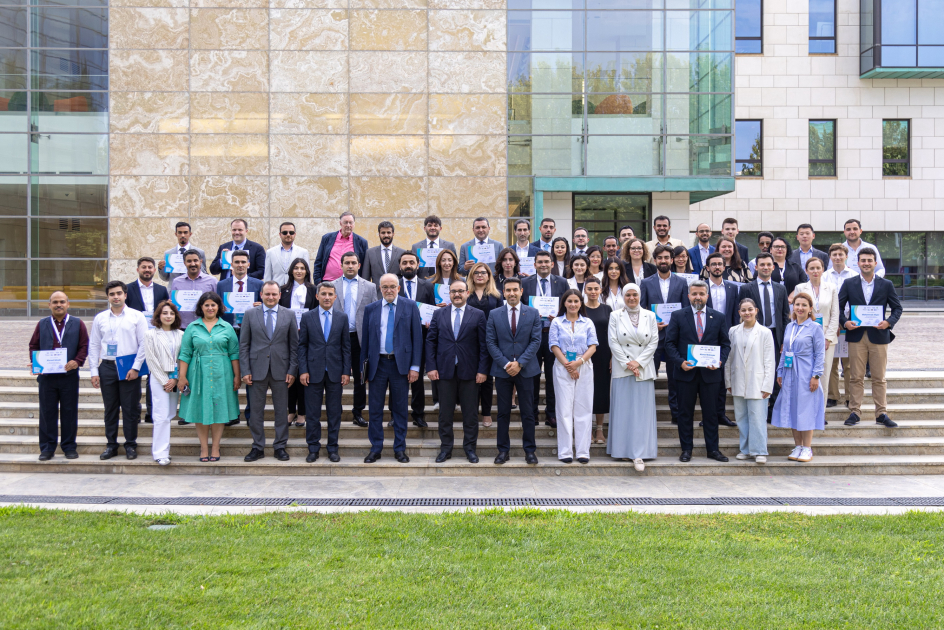 18th Baku Summer Energy School, held in two countries, concludes