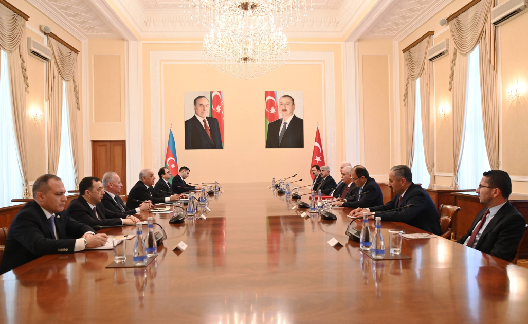 Prime Minister Ali Asadov meets with President of Turkish Constitutional Court