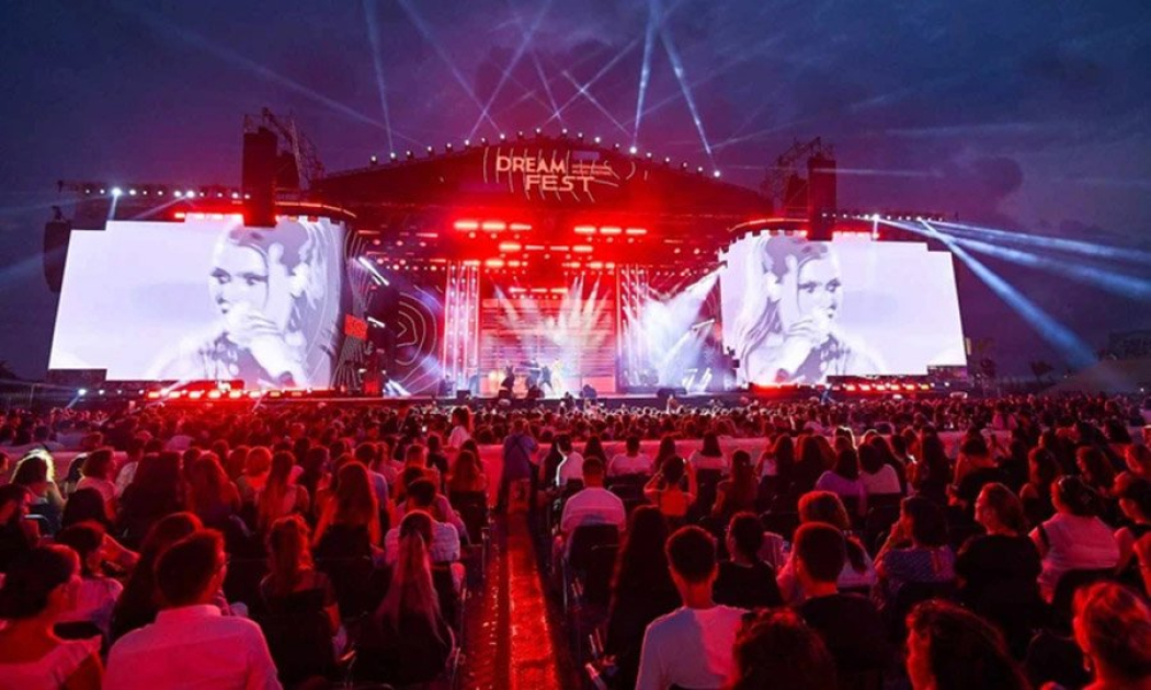 Xəzərin sahilində “Dream Fest – 2024” festivalı davam edir